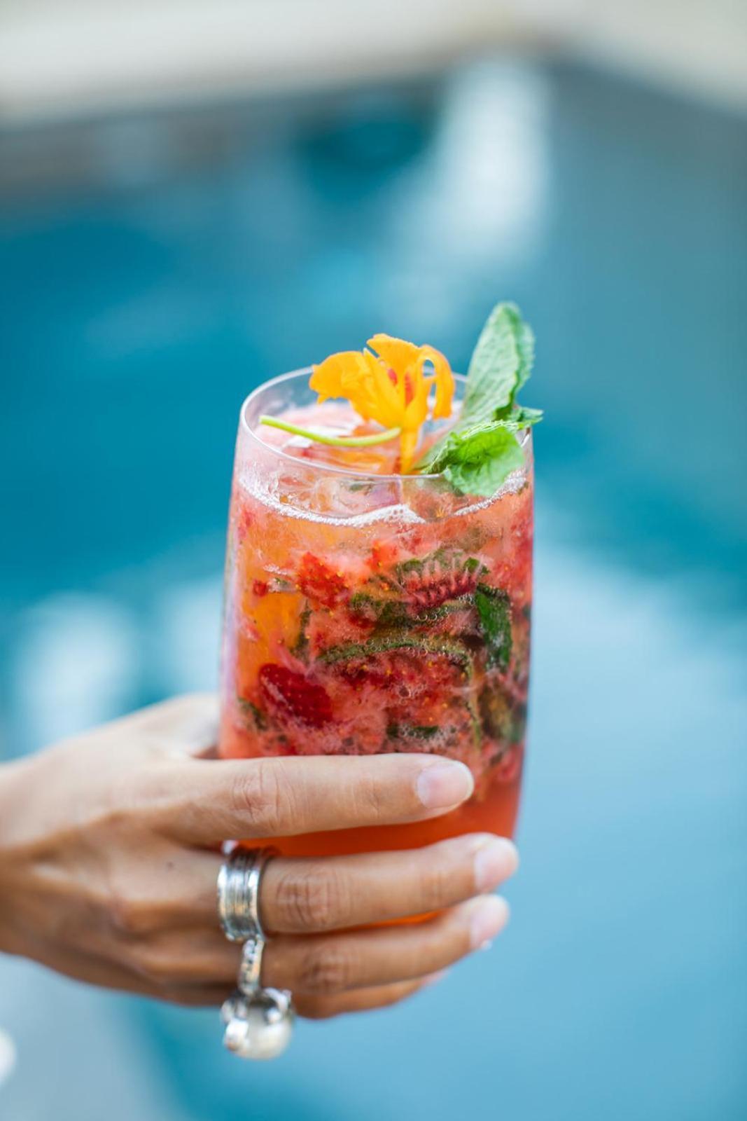 Mother Earth Luxury Boutique Hotel, Restaurant & Spa (Adults Only) Tamarindo Exterior photo
